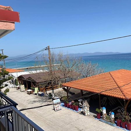Diolkos Apartement Nea Roda Quarto foto